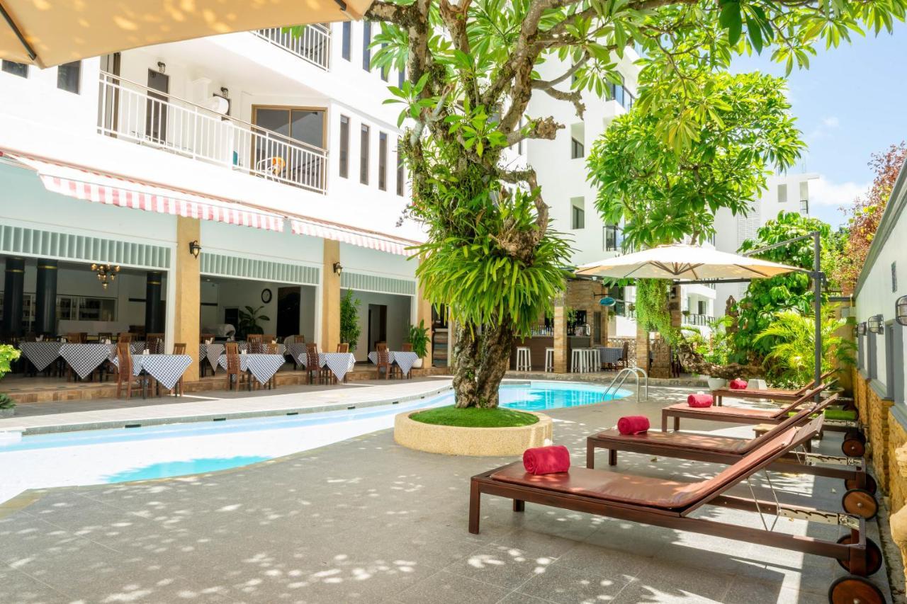 La Vintage Resort Patong Екстер'єр фото