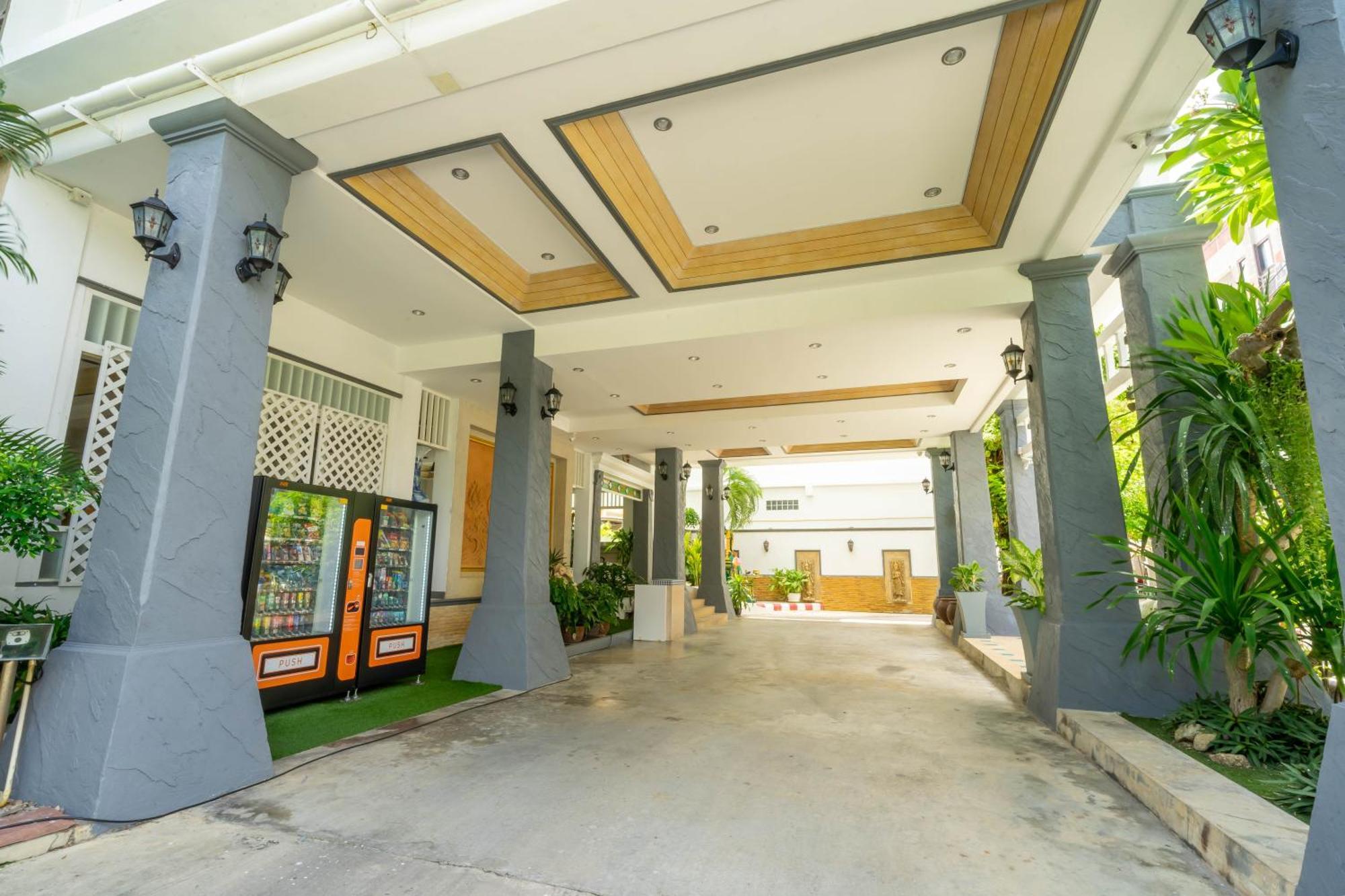 La Vintage Resort Patong Екстер'єр фото