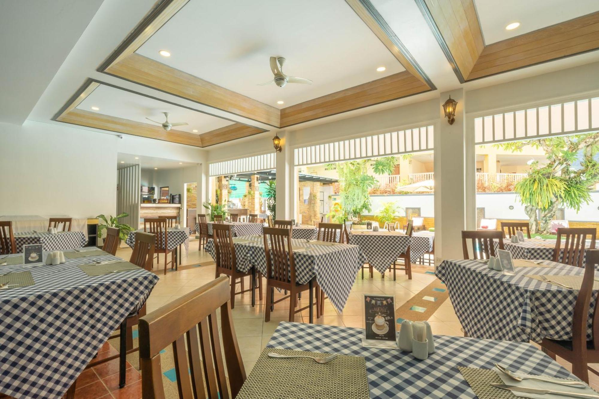 La Vintage Resort Patong Екстер'єр фото