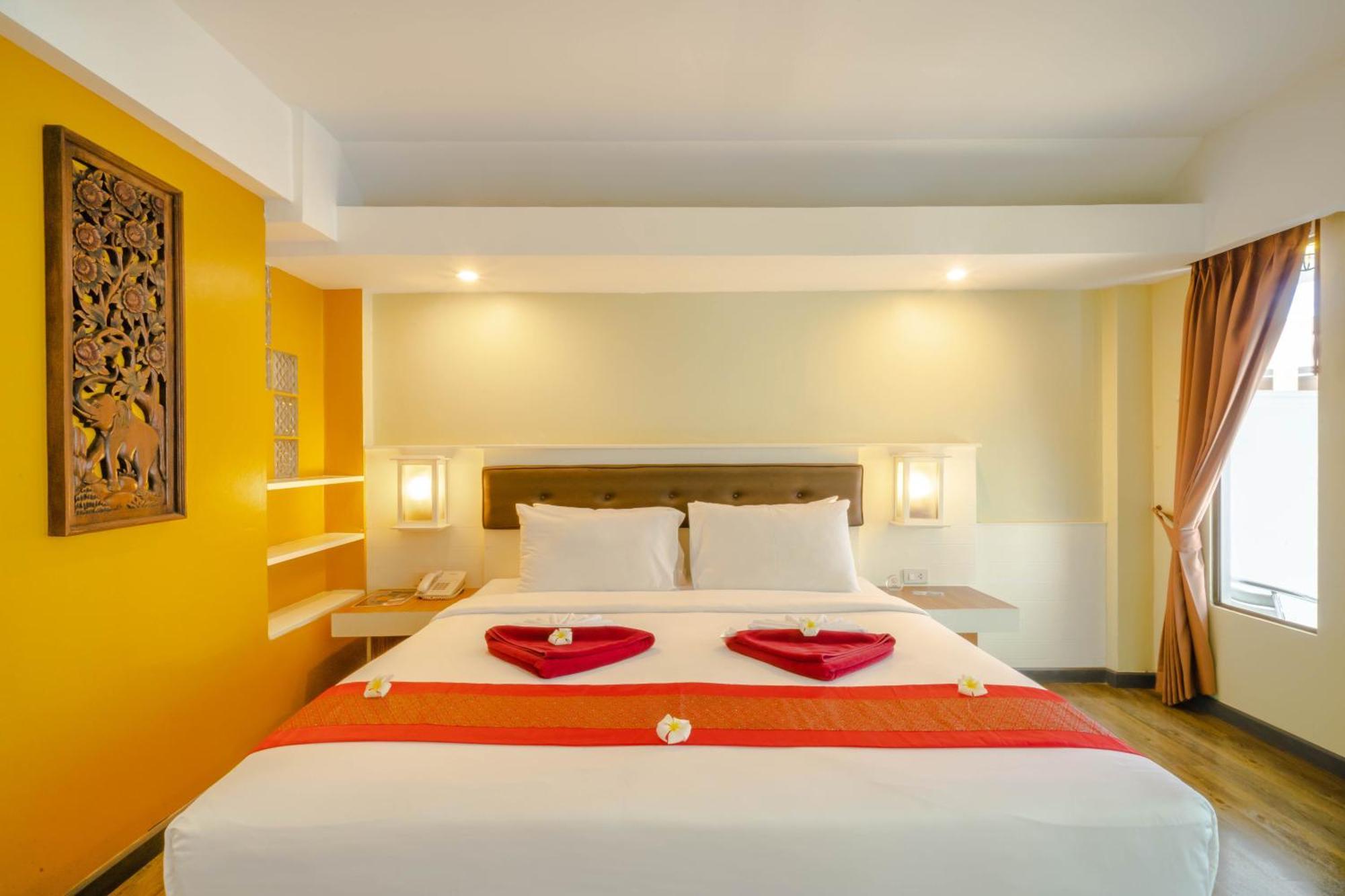 La Vintage Resort Patong Екстер'єр фото
